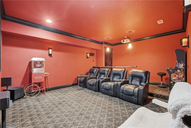 663 County Road 153, Eureka Springs, AR 72632