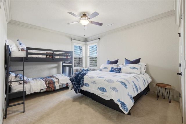 663 County Road 153, Eureka Springs, AR 72632