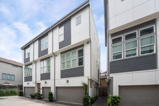 9635 Riddlewood Lane, Houston, TX 77025