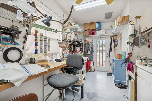 928 OAKVIEW ROAD, Tarpon Springs, FL 34689