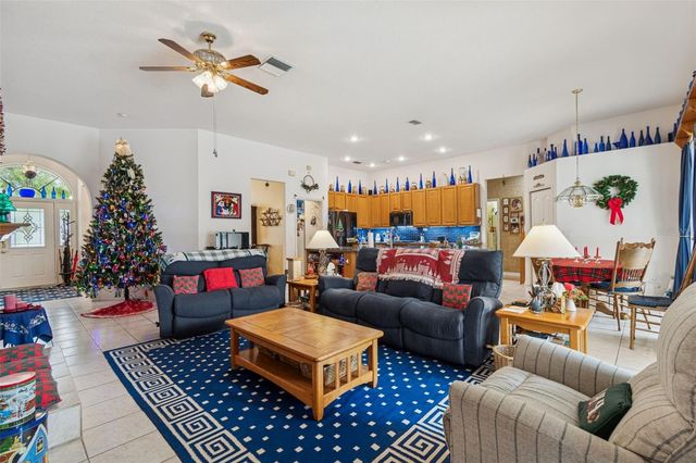 928 OAKVIEW ROAD, Tarpon Springs, FL 34689