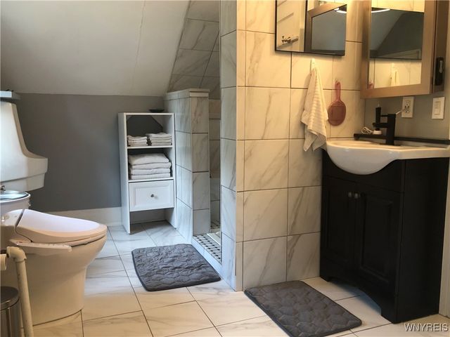 5079 Forest Road, Lewiston, NY 14092