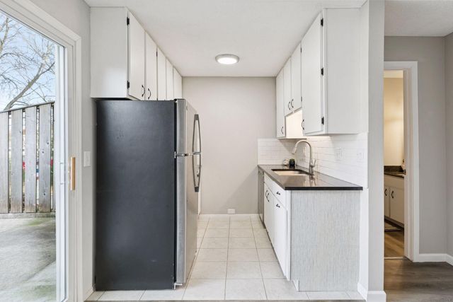 1479 Goodwin Avenue N, Oakdale, MN 55128