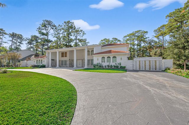 24 Windermere Lane, Houston, TX 77063