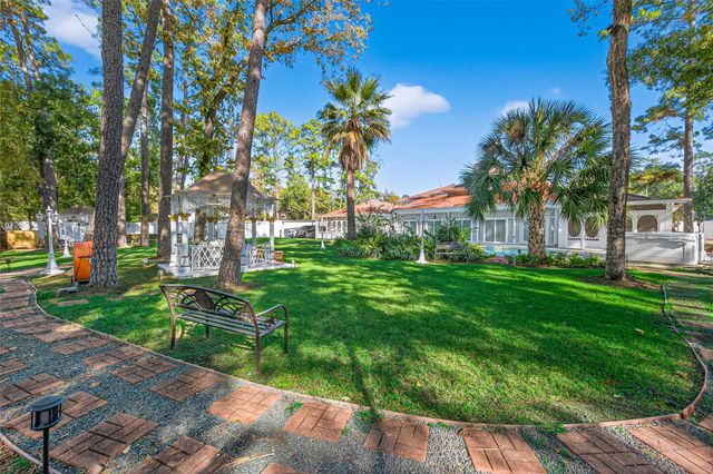 24 Windermere Lane, Houston, TX 77063