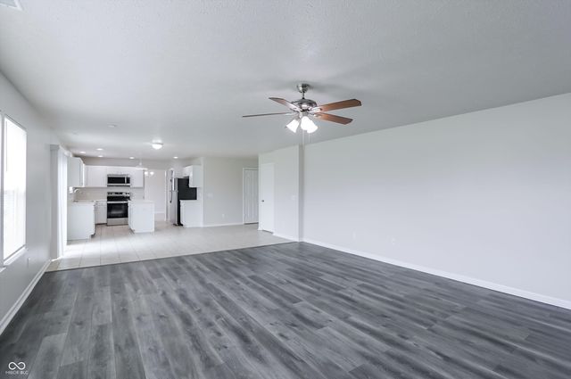 13208 Radnor Way, Fishers, IN 46038