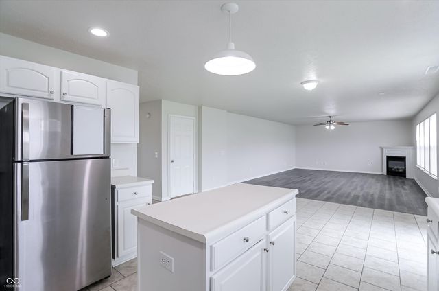 13208 Radnor Way, Fishers, IN 46038