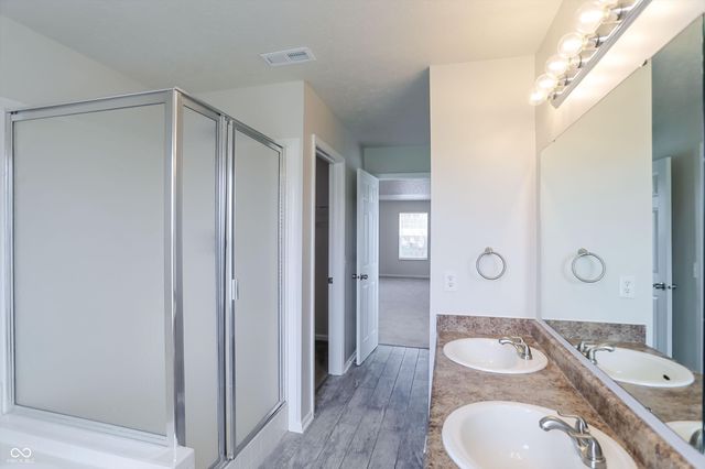 13208 Radnor Way, Fishers, IN 46038