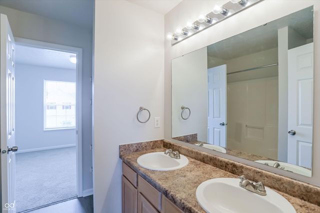 13208 Radnor Way, Fishers, IN 46038