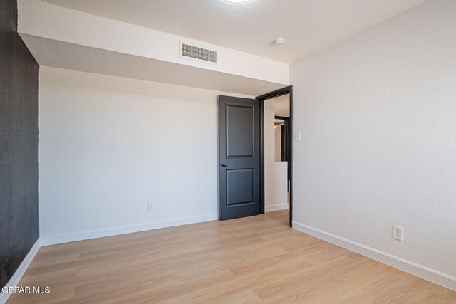 204 Balboa Road, El Paso, TX 79912