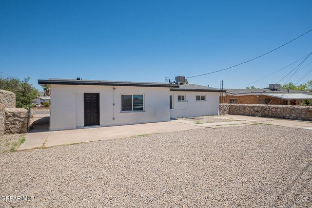 204 Balboa Road, El Paso, TX 79912