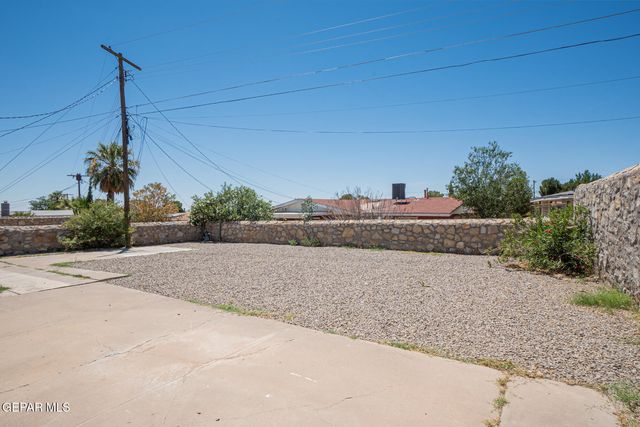 204 Balboa Road, El Paso, TX 79912