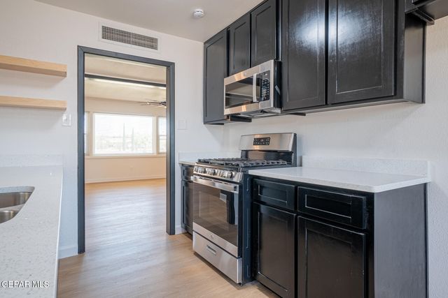 204 Balboa Road, El Paso, TX 79912