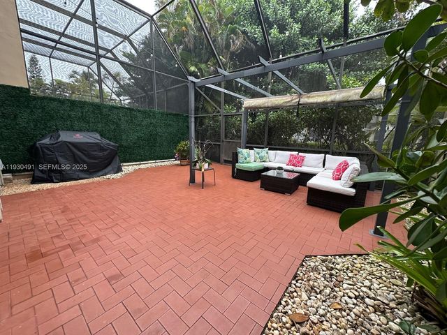 9805 Costa Del Sol Blvd C-102, Doral, FL 33178