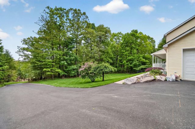 4 Clover Lane, Wurtsboro, NY 12790