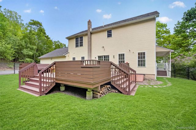 4 Clover Lane, Wurtsboro, NY 12790