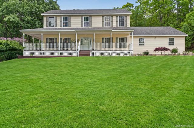 4 Clover Lane, Wurtsboro, NY 12790