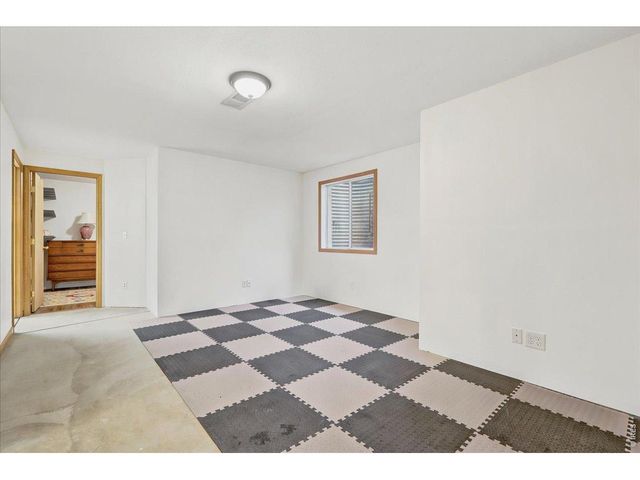 301 N 44th Ave Ct, Greeley, CO 80634