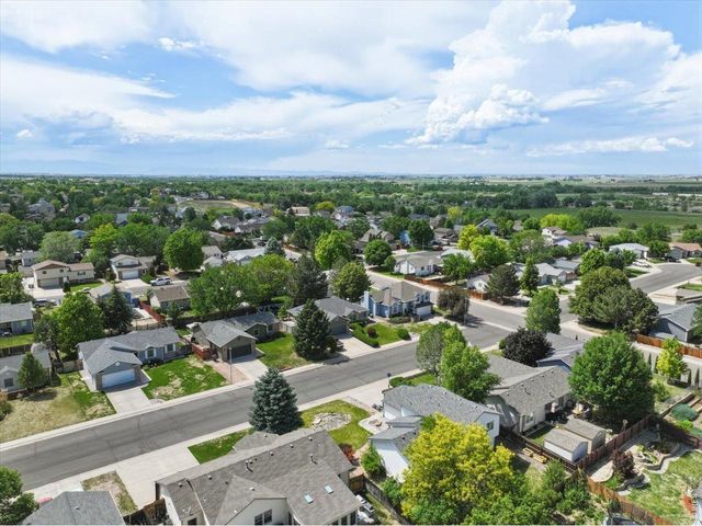 301 N 44th Ave Ct, Greeley, CO 80634