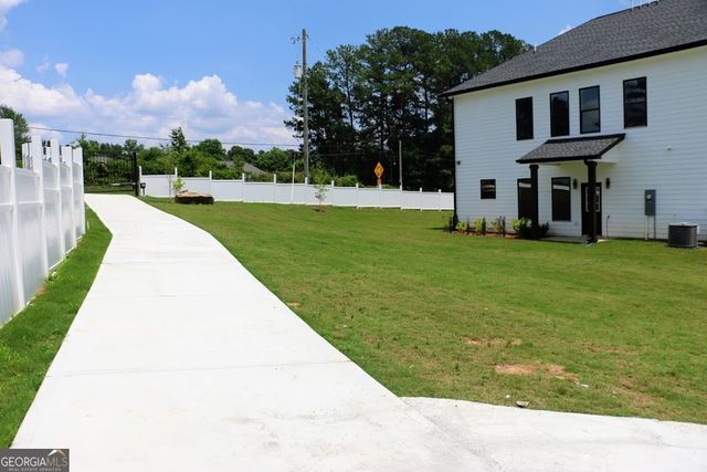 1515 Grayson Parkway, Grayson, GA 30017