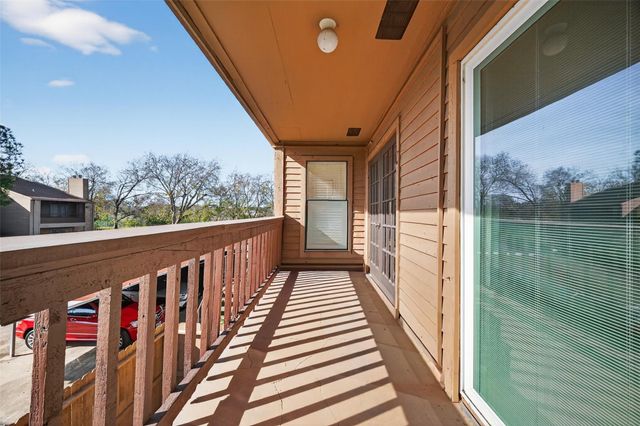 10555 Turtlewood Court 511, Houston, TX 77072