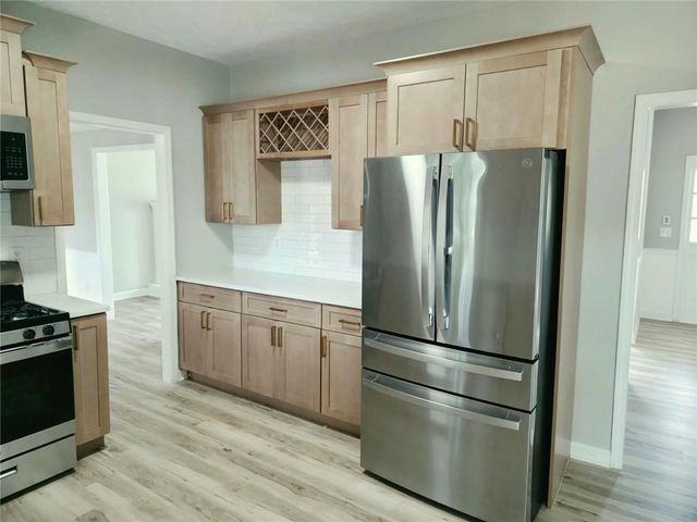 1620 Summit View Way, Snellville, GA 30078