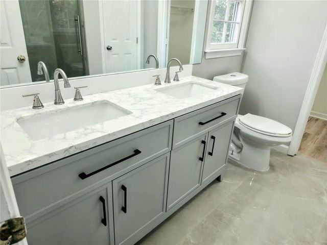 1620 Summit View Way, Snellville, GA 30078
