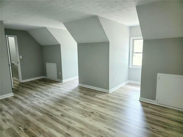 1620 Summit View Way, Snellville, GA 30078
