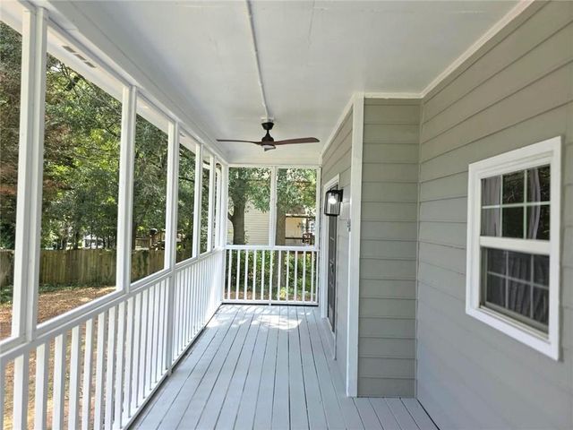 1620 Summit View Way, Snellville, GA 30078