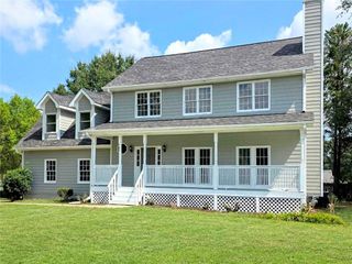 1620 Summit View Way, Snellville, GA 30078