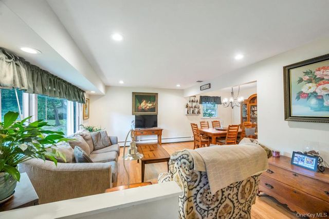 1 Pioneer Boulevard, Huntington Station, NY 11746