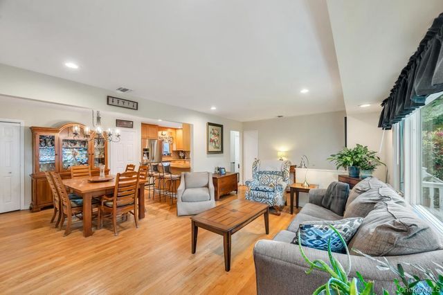 1 Pioneer Boulevard, Huntington Station, NY 11746