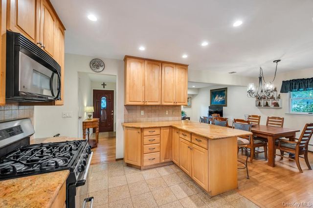 1 Pioneer Boulevard, Huntington Station, NY 11746