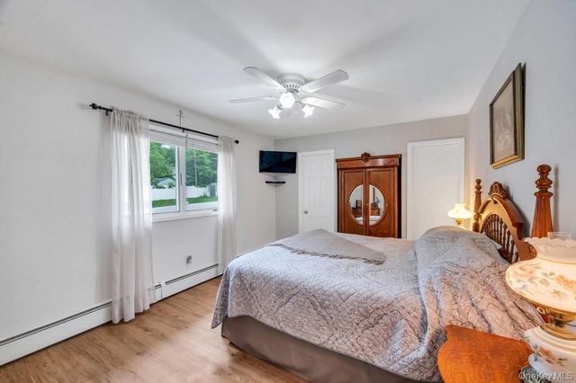 1 Pioneer Boulevard, Huntington Station, NY 11746