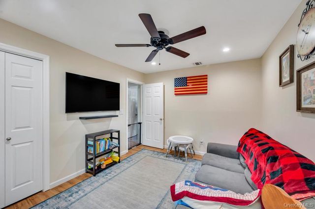 1 Pioneer Boulevard, Huntington Station, NY 11746