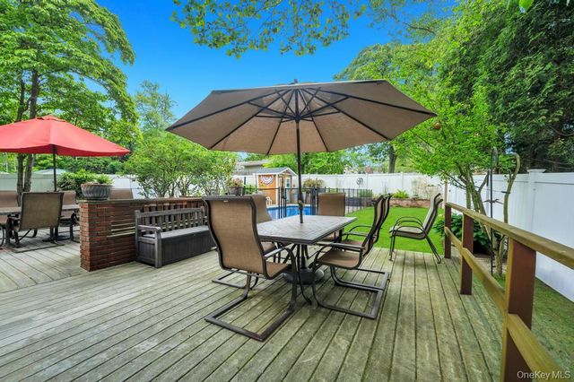 1 Pioneer Boulevard, Huntington Station, NY 11746