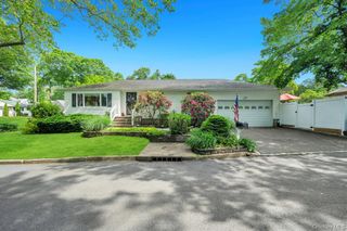 1 Pioneer Boulevard, Huntington Station, NY 11746