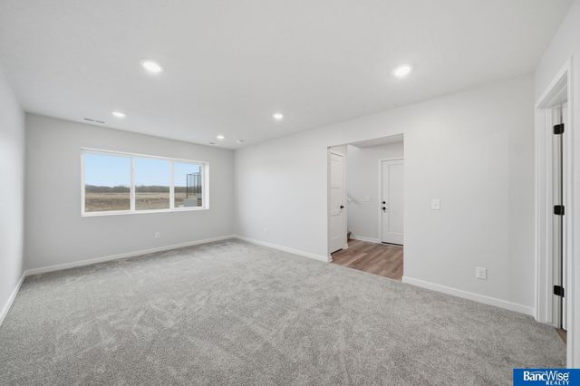 5024 N 35Th Court, Lincoln, NE 68504