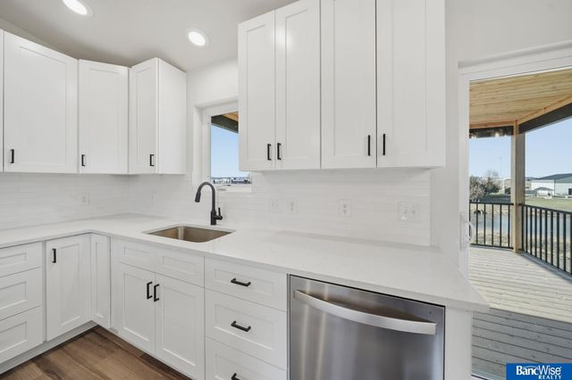 5024 N 35Th Court, Lincoln, NE 68504