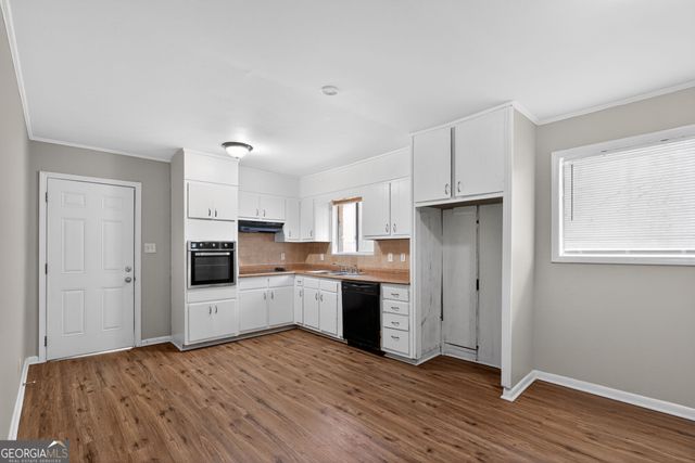 5700 Deerfield Trail, Atlanta, GA 30349