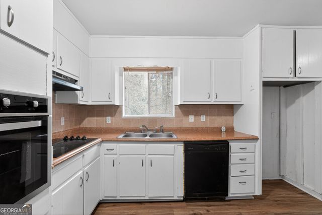 5700 Deerfield Trail, Atlanta, GA 30349