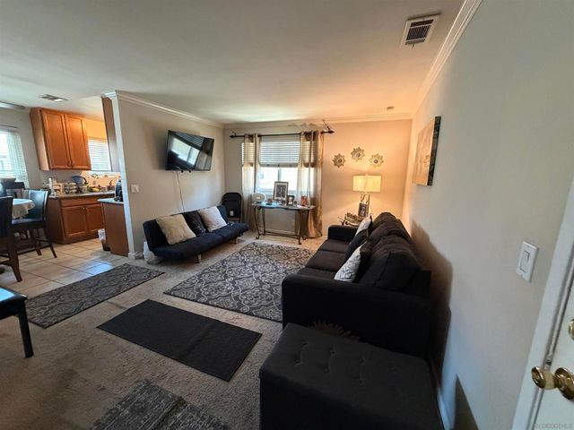 9220 Kenwood F, Spring Valley, CA 91977