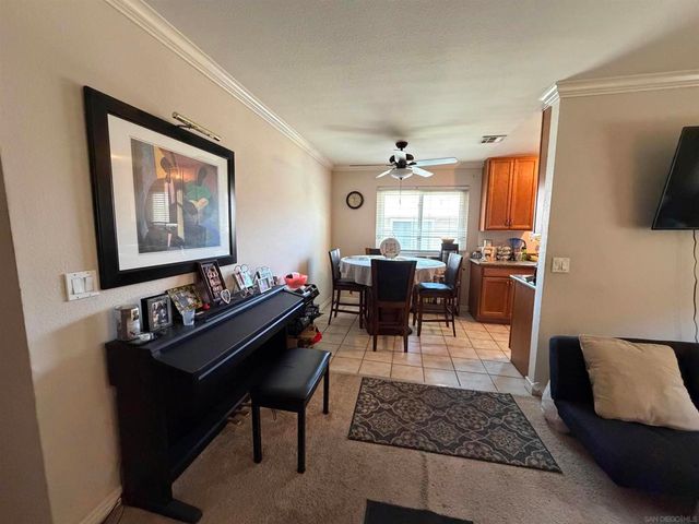9220 Kenwood F, Spring Valley, CA 91977