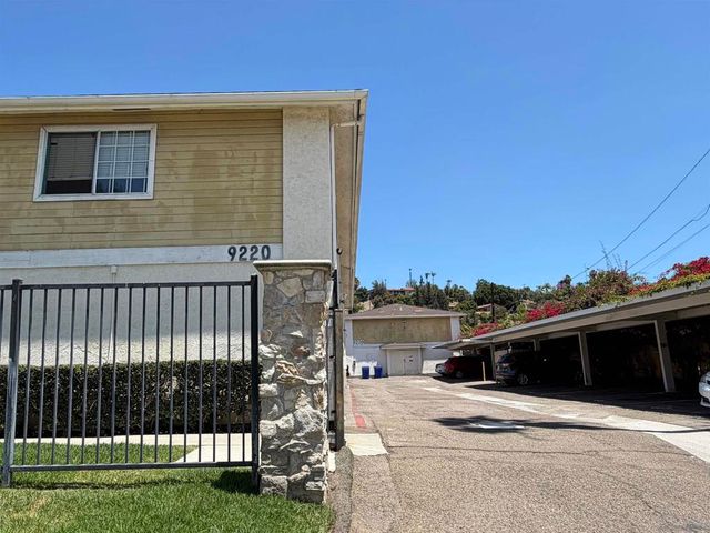 9220 Kenwood F, Spring Valley, CA 91977