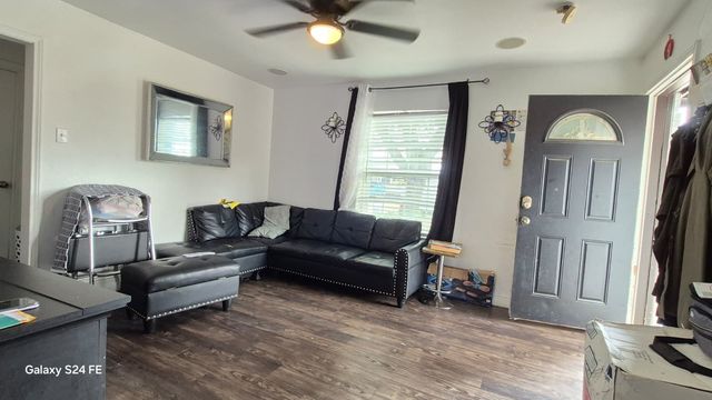 1811 Highland Street, Mesquite, TX 75149