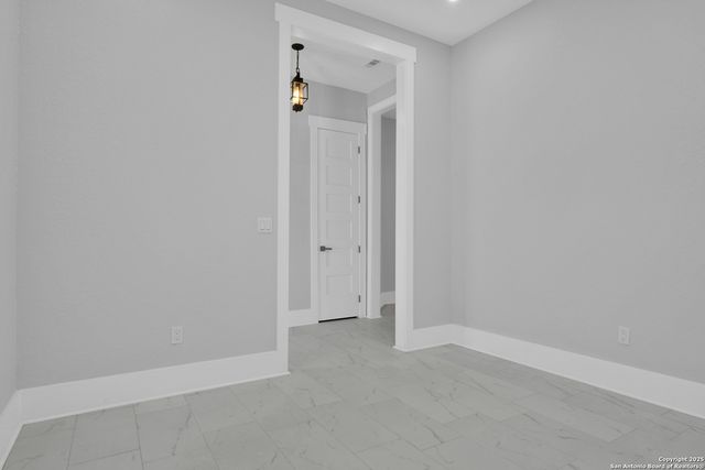 1363 Canyon Edge, Canyon Lake, TX 78133