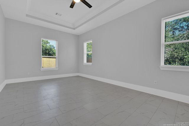 1363 Canyon Edge, Canyon Lake, TX 78133