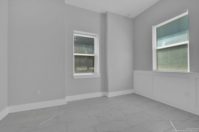 1363 Canyon Edge, Canyon Lake, TX 78133