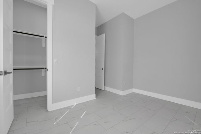 1363 Canyon Edge, Canyon Lake, TX 78133