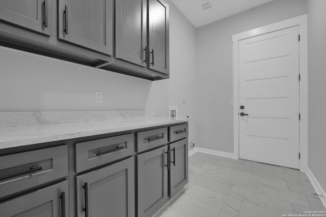 1363 Canyon Edge, Canyon Lake, TX 78133